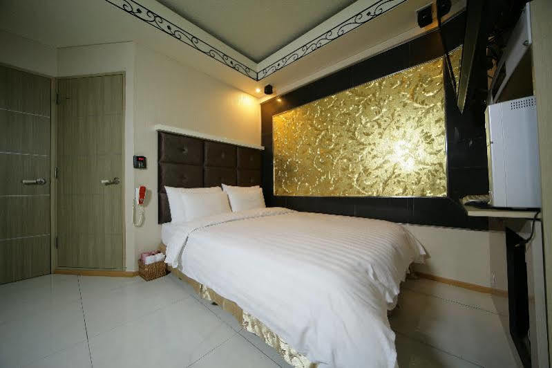 Hit Hotel Seoul Exterior photo